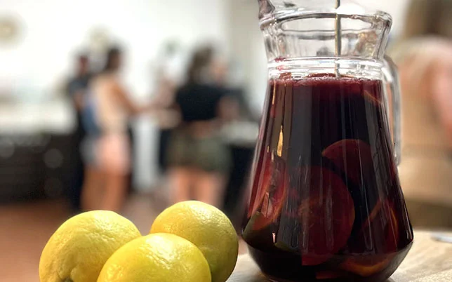 Close-up sangria Jar and lemons